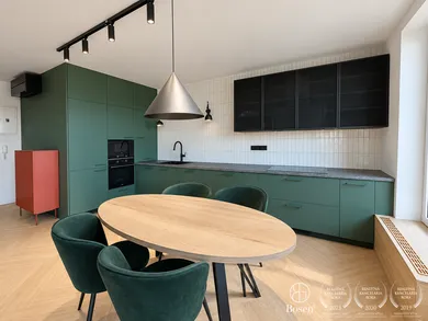 Byty na prenájom 3-izbový, Trenčín · €1 300
