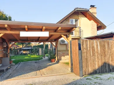 Domy na wynajem, 1-pokojowe, Dunajský Klátov · €450