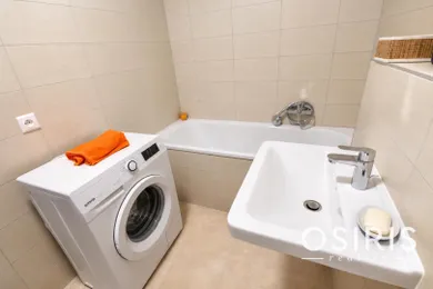 Na predaj 1-izbový byt, 34 m², Bratislava-Nové Mesto, Jurská