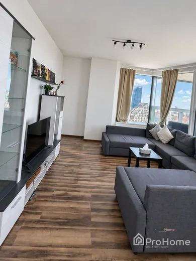 Na prenájom 3-izbový byt, 79 m², Bratislava-Ružinov, Landererova