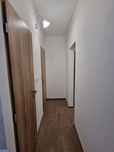 Na predaj 1-izbový byt, 38 m², Sereď, Dolnomajerská