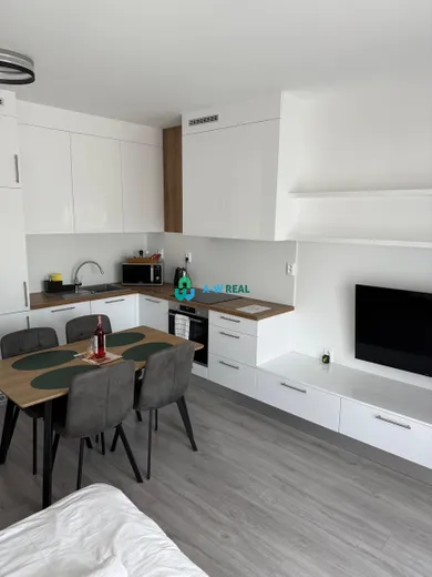 Na prenájom 2-izbový byt, 58 m², Dunajská Streda
