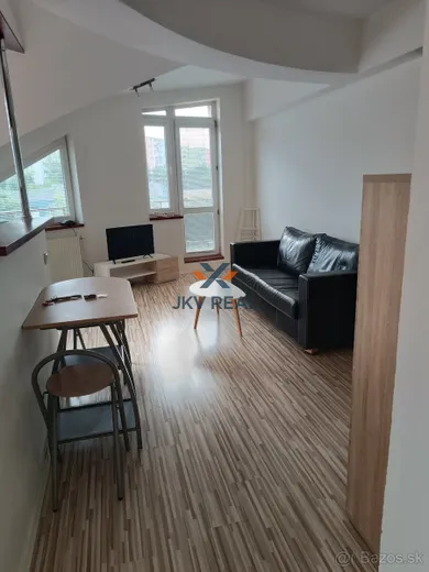 Mieszkania na wynajem, 2-pokojowe, Košice-Dargovských hrdinov · €600