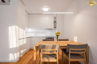 Na predaj 2-izbový byt, 50 m², Bratislava-Staré Mesto, Banskobystrická