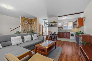 Na predaj 4-izbový dom, 41 m², Košúty