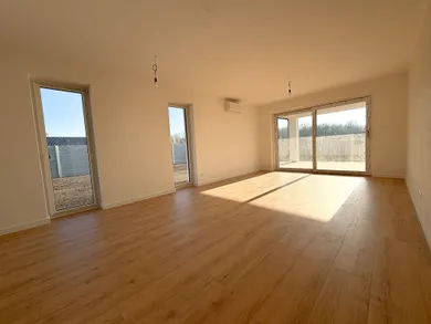 Na predaj dom v Vrakúň · €199 800 · Novostavba