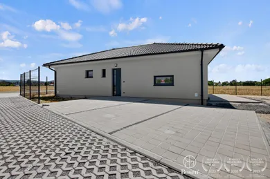 Na predaj 4-izbový dom, 101 m², Zohor
