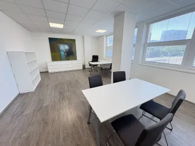 Na predaj komerčné v Bratislava-Petržalka · €1 850 000 · Novostavba