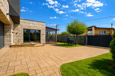 Na predaj 5-izbový dom, 125 m², Čaňa, Lesná