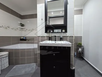 Na prenájom 1-izbový byt, 45 m², Považská Bystrica, Lánska