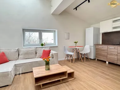 Na prenájom 1-izbový byt, 40 m², Nitra, Bolečkova