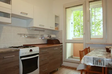 Mieszkania na wynajem, 3-pokojowe, Banská Bystrica · €650