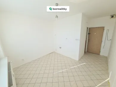 Apartments for sale, 1-room in Bratislava-Nové Mesto · €185,000