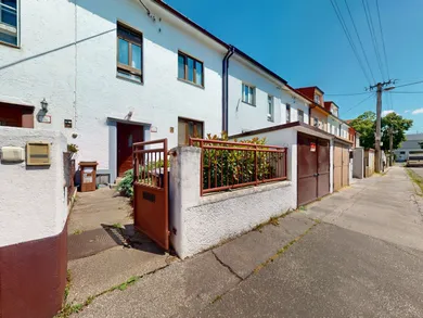 Na predaj dom, 150 m², Bratislava-Nové Mesto, Matičná