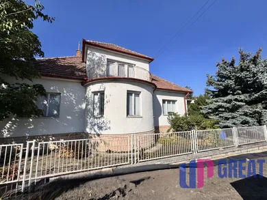 Na predaj 5-izbový dom, 170 m², Gbely, Krátka