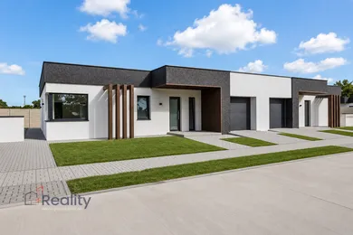 Domy na sprzedaż, 4-pokojowe, Vrakúň · €220 000