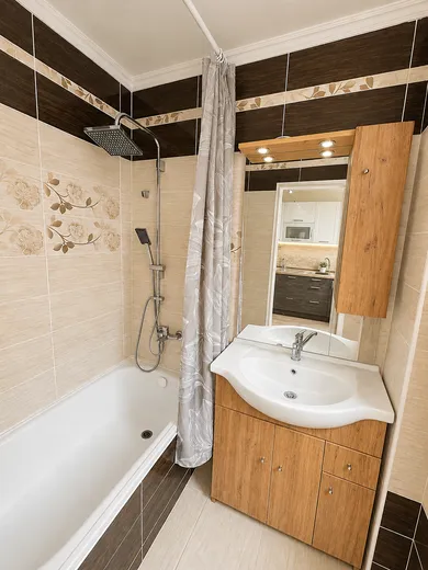 Na predaj 3-izbový byt, 70 m², Michalovce, J. Murgaša