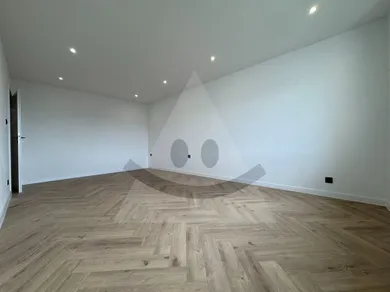 Na predaj 2-izbový byt, 61 m², Liptovský Mikuláš, Priebežná