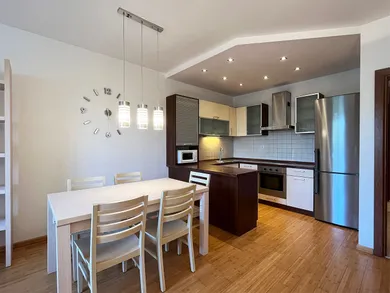 Apartments for rent, 3-room in Bratislava-Petržalka · €890