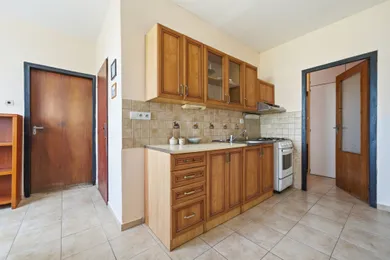 Na predaj 3-izbový byt, 72 m², Sereď