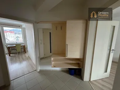Na prenájom 2-izbový byt, 58 m², Žilina