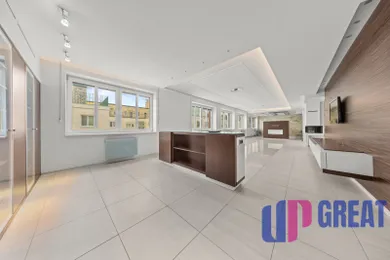 Na predaj 4-izbový byt, 206 m², Bratislava-Staré Mesto, Gorkého