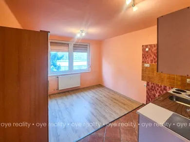 Na predaj 1-izbový byt, 20 m², Komárno