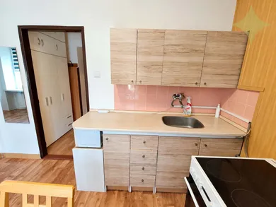 Na predaj 1-izbový byt, 29 m², Handlová, 29. augusta