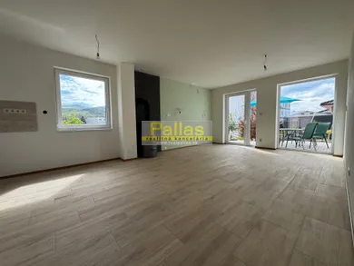Domy na sprzedaż, 4-pokojowe, Piešťany · €269 900