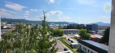 Na predaj 1-izbový byt, 36 m², Žiar nad Hronom