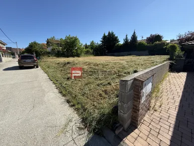 Na predaj pozemok, Stupava