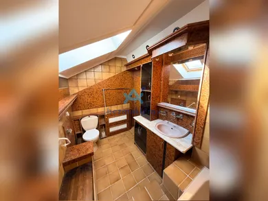 Na predaj 5-izbový dom, 280 m², Krompachy