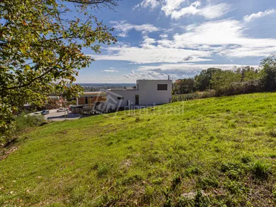 Na predaj pozemok, 654 m², Bratislava-Rača, Pod zemným vrchom