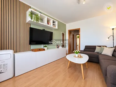 Na predaj 3-izbový byt, 63 m², Prievidza