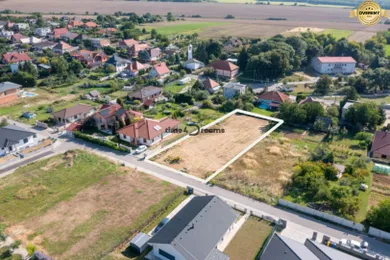 Działki na sprzedaż, Nitra · €139 000