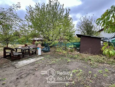 Na predaj pozemok, 304 m², Nové Zámky