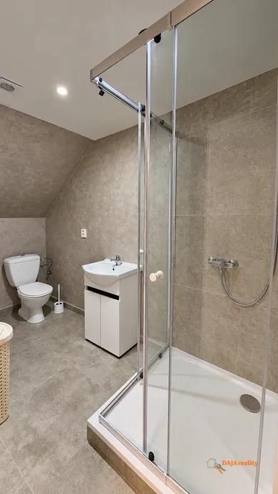 Na prenájom 2-izbový byt, 40 m², Sereď, SNP