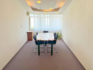 Na predaj komerčné v Bratislava-Ružinov · €1 278 000 · Pôvodný stav