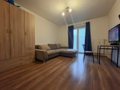 Mieszkania na wynajem, 1-pokojowe, Piešťany · €450