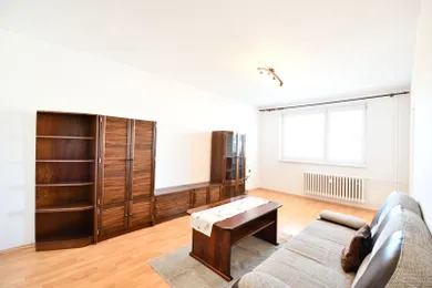 Na prenájom 3-izbový byt, 78 m², Poprad, Dostojevského
