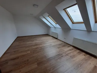 Na prenájom komerčné, 30 m², Martin, M. R. Štefánika