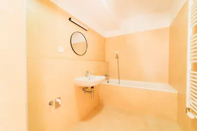 Na prenájom 1-izbový byt, 33 m², Žilina, Univerzitná