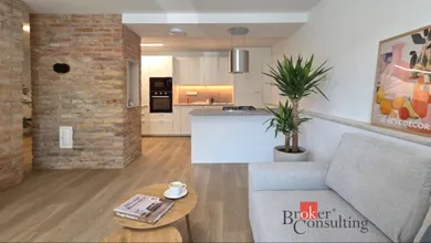 Byty na prenájom 3-izbový, Bratislava-Staré Mesto · €1 180