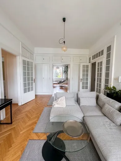 Na prenájom 5-izbový byt, 143 m², Bratislava-Staré Mesto, Holubyho