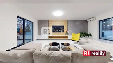 Na predaj 4-izbový byt, 176 m², Piešťany, Rekreačná