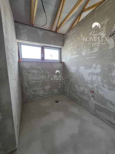 Na predaj 4-izbový dom, 97 m², Baloň