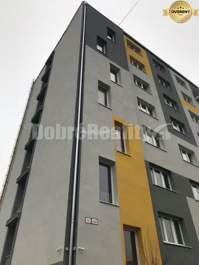 Mieszkania na wynajem, 1-pokojowe, Prievidza · €380
