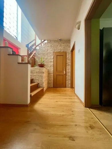 Na predaj 4-izbový dom, 170 m², Komárno, Ul. Roľníckej Školy