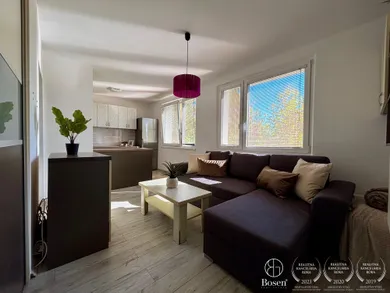 Na prenájom 1-izbový byt, 28 m², Dunajská Streda, Smetanov háj
