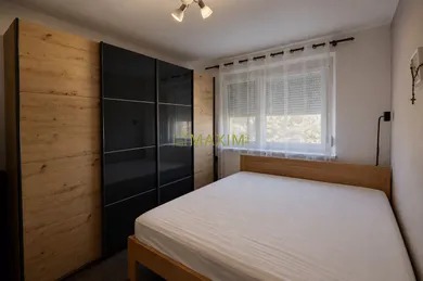 Na predaj 3-izbový byt, 73 m², Bratislava-Petržalka, Vígľašská